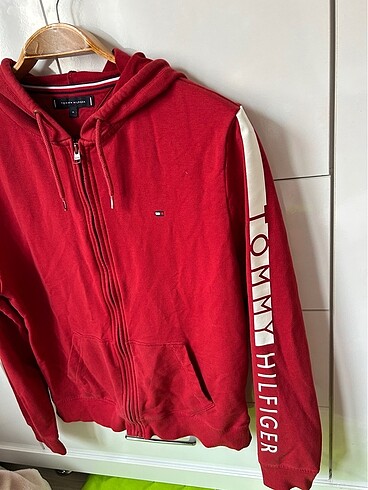 m Beden bordo Renk Tommy hilfiger hırka