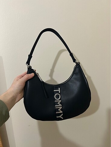 Tommy hilfiger kadın çanta