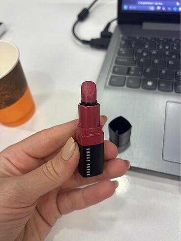 Beden bobbi brown crushed lip color babe