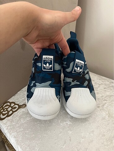 Adidas spor ayakkabı