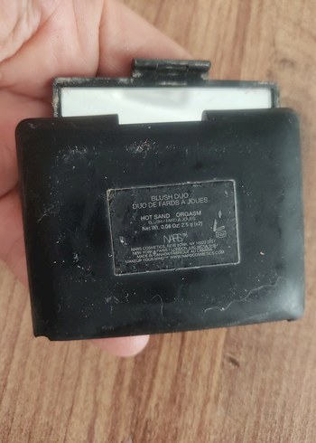 Beden Nars Koyu Renk Allık