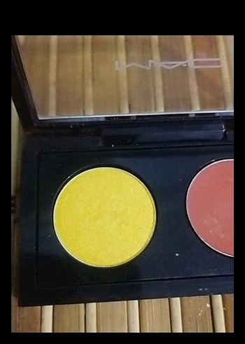 MAC Mac Çok Renkli Makyaj Ürünleri