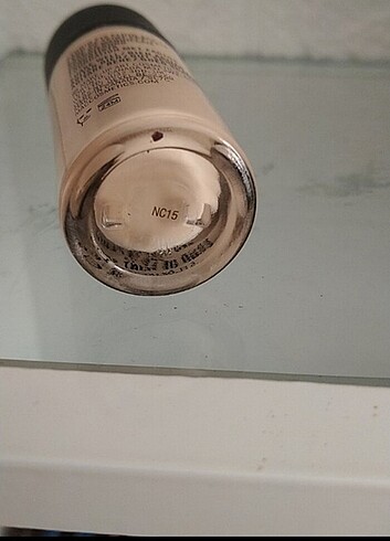 MAC 15 ml fondöten