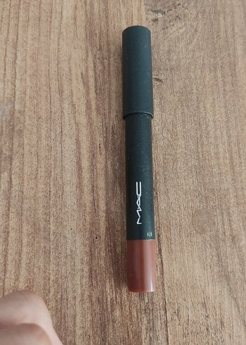 MAC Koyu Bej Mat Ruj