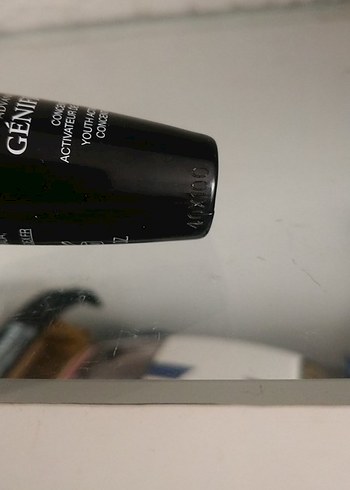  Beden Lancôme ve Estée Lauder Anti-Aging Serum Seti