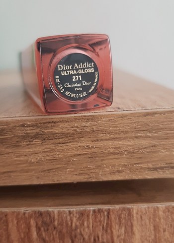 Dior Parlak Bej Ruj