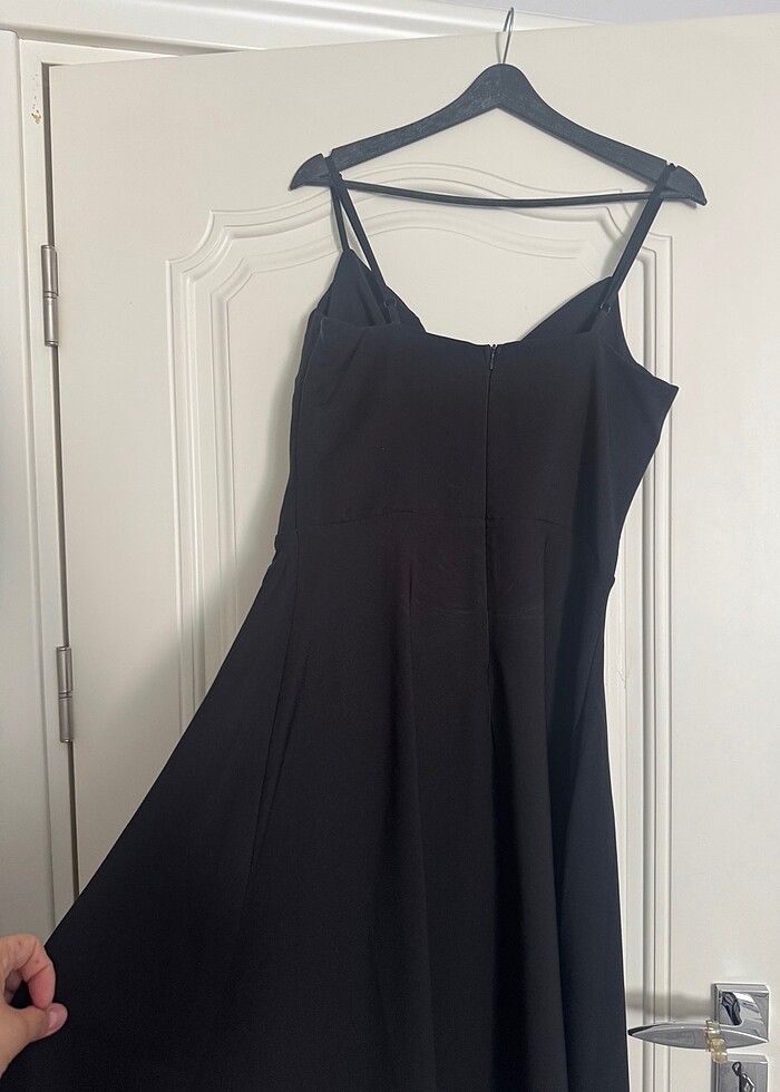 Askılı abiye - Görsel 2