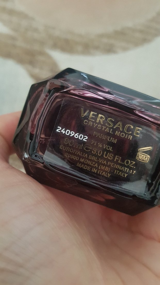 Versace Crystal Noir 90ml. edp Kadın Parfümü - Görsel 2