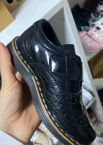 Parlak Siyah Erkek Çocuk Goth Ayakkabı - Görsel 3