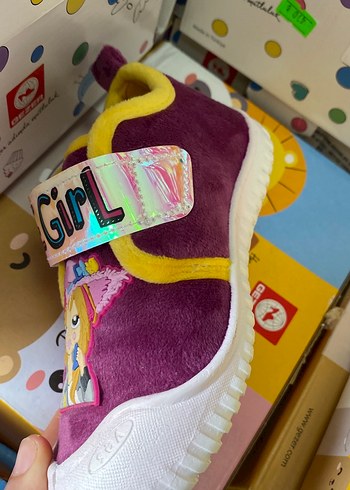 Mor Renkli Kız Çocuk Sıcak Panduf Velcro Bantlı - Görsel 3