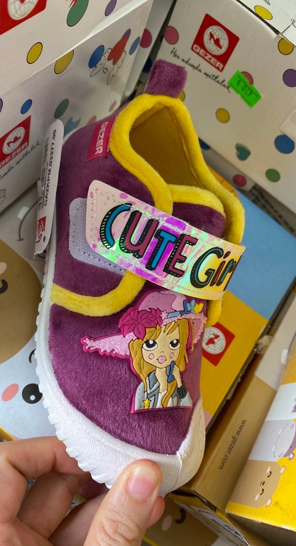 Mor Renkli Kız Çocuk Sıcak Panduf Velcro Bantlı - Görsel 2