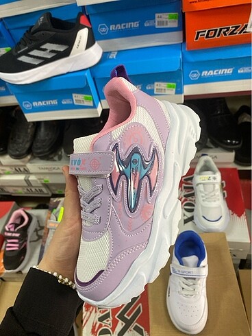 Spor kız çocuğu