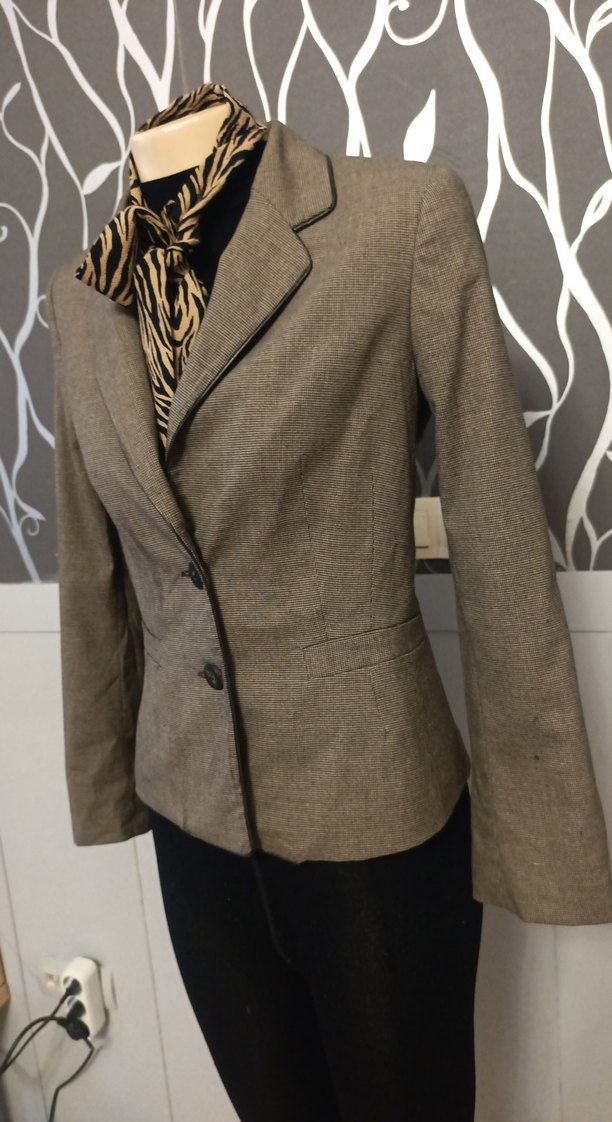 Şık ve Rahat Gri-Kahverengi Kadın Blazer Ceket fular hediyesi — görsel 3/8