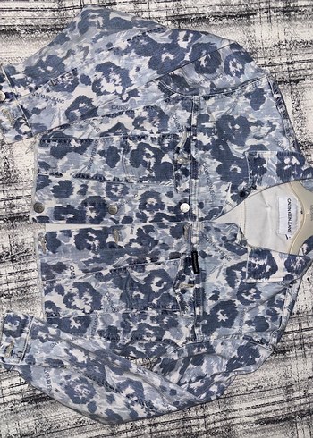 Calvın kleın kot ceket - Görsel 2