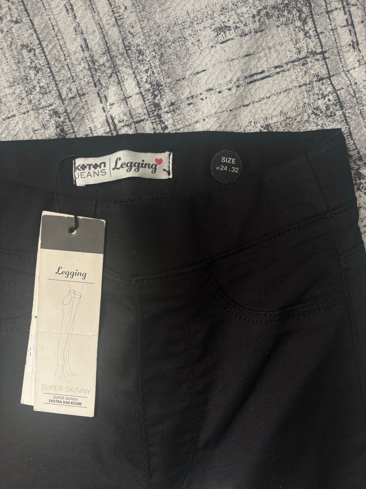 Dar Kesim Siyah Kadın Pantolon - Görsel 2