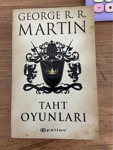  taht oyunları ilk 3 kitap