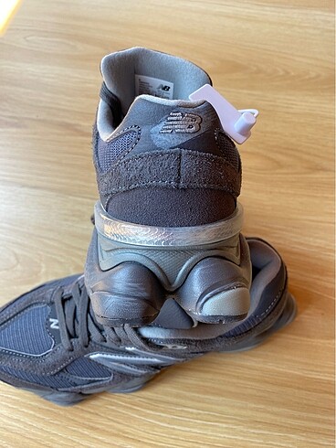 39,5 Beden New balance 9060