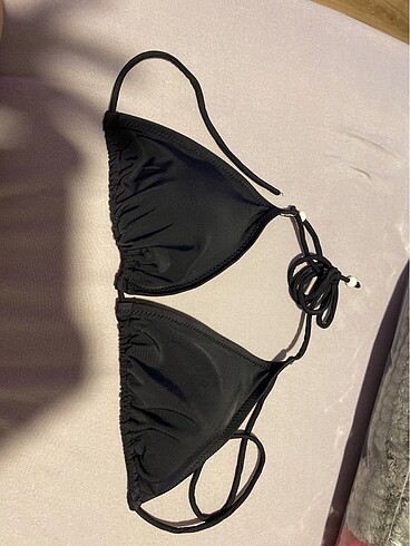 Siyah Pedli Üçgen Bikini