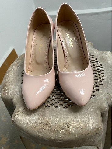 Pudra Rengi Stiletto