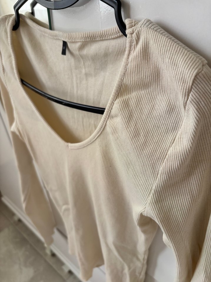 Krem Rengi Bluz - Görsel 2