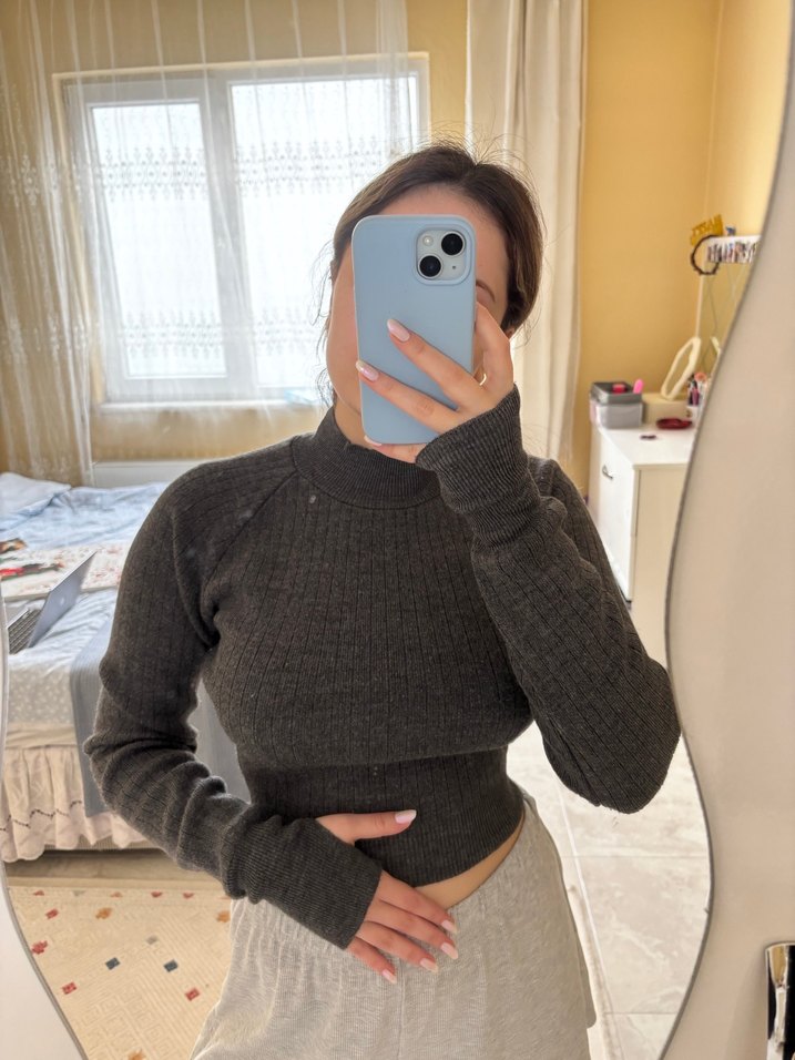 Gri Örgü Boğazlı Kadın Kazak - Görsel 2