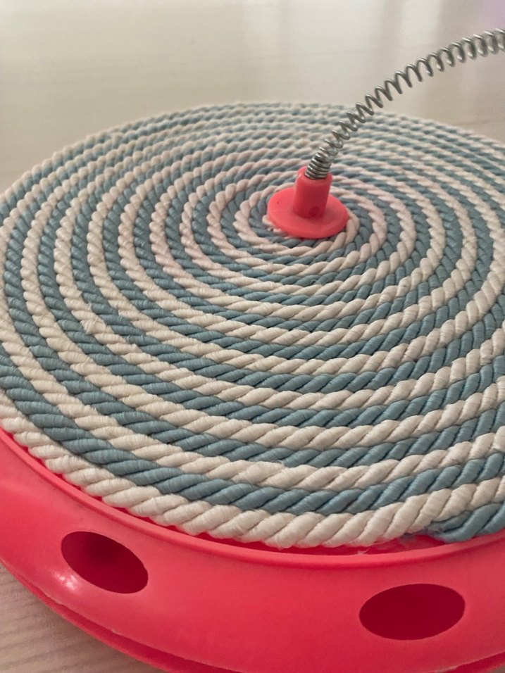 Renkli Pembe Kedi Tırmalama ve Oyun Seti - Görsel 2