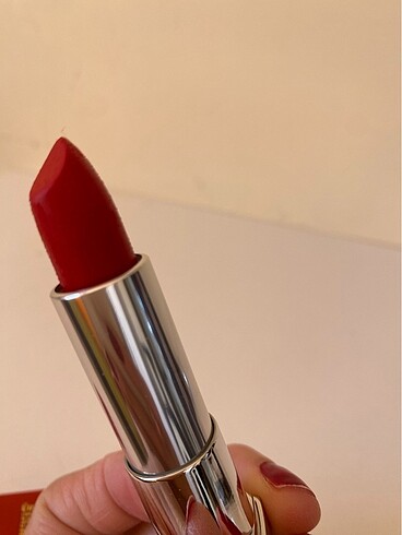 Beden MAYBELLİNE RUJ