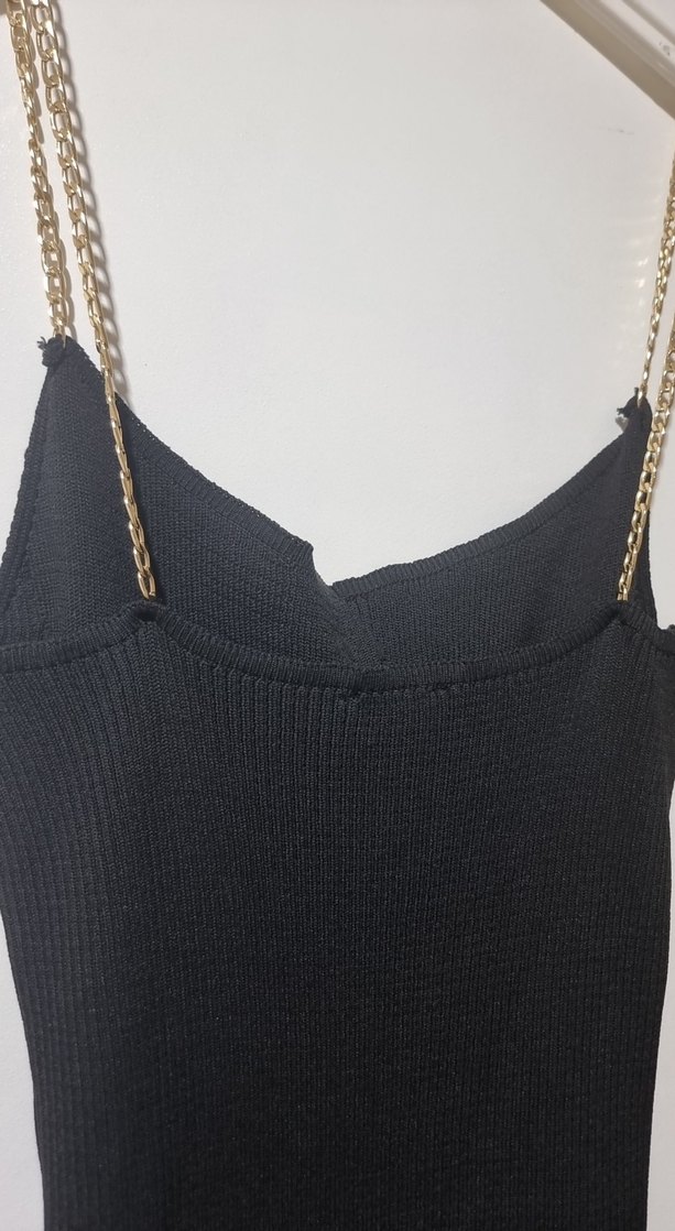 Zincir Detaylı Siyah Elbise - Görsel 4