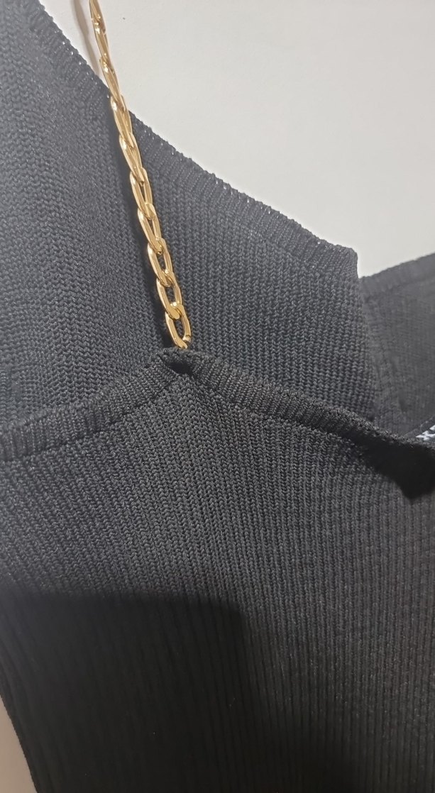 Zincir Detaylı Siyah Elbise - Görsel 5