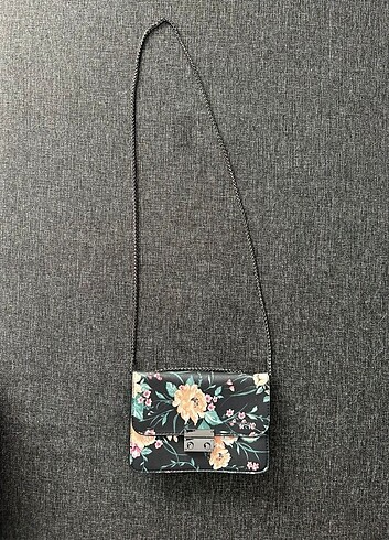 Bershka bordo çanta, hiç kullanılmadı :))