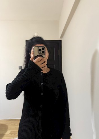 Düğmeli Siyah Uzun Kollu Triko Kazak - Görsel 3