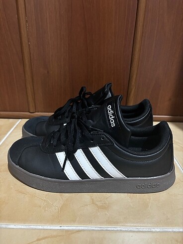 Adidas Spor Ayakkabı