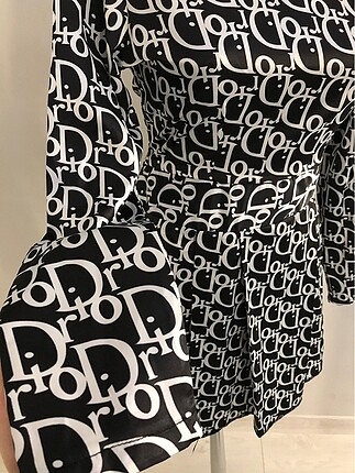 s Beden siyah Renk Dior kumaşında saten elbise