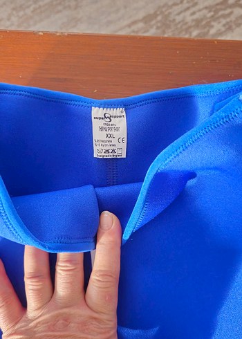 Diğer Parlak Mavi Elastik Spor Şort