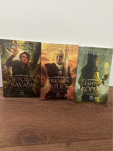 Elise kova novella set