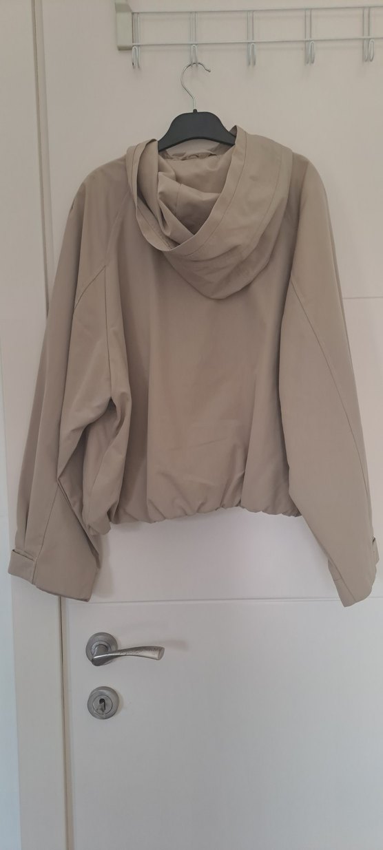 Bej Mini Kadın Ceket Kapüşonlu ve Düğmeli - Görsel 3