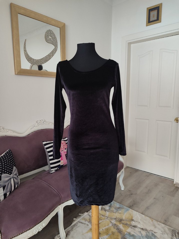 Uzun Kollu Siyah Gotik Kadın Elbise - Görsel 2