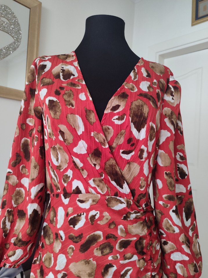 Uzun Kol, V Yakalı Kırmızı Bağlamalı Elbise - Görsel 4