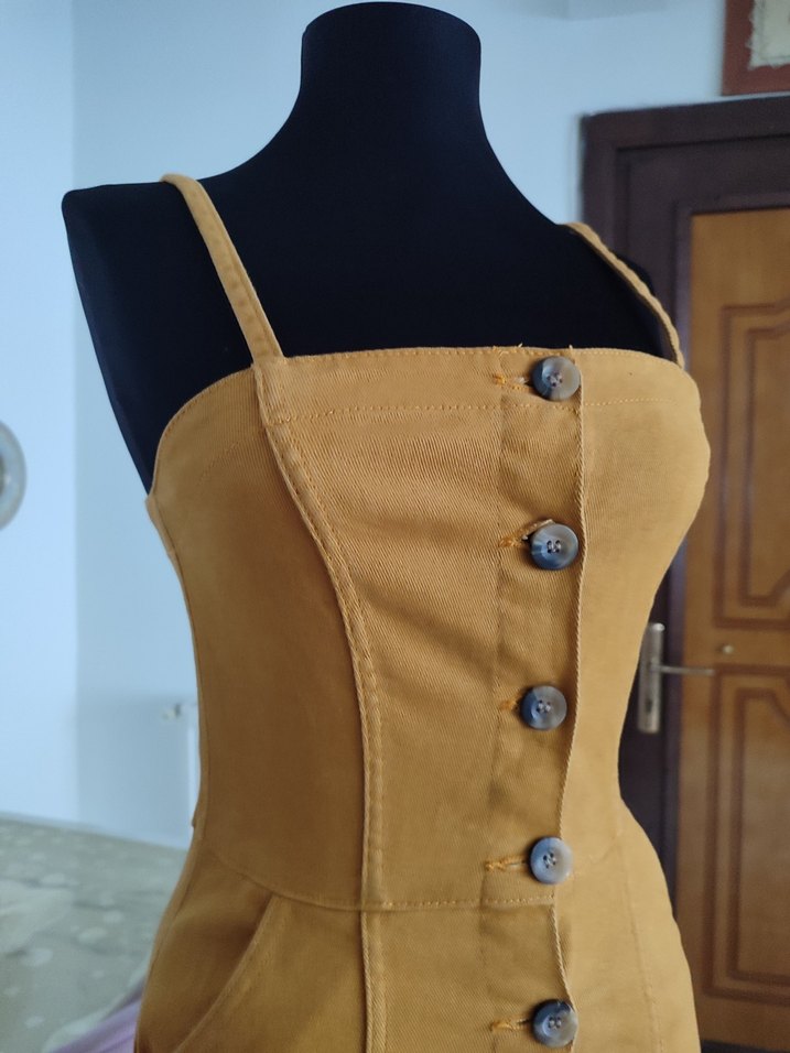 Sarı Düğmeli  Mini Elbise - Görsel 3