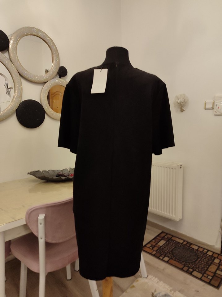 Siyah Süet İşlemeli Mini Elbise - Görsel 5