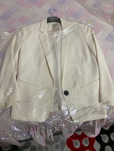 Beyaz blazer ceket