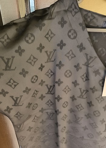 Louis Vuitton Siyah V Yaka Uzun bayan elbise - Görsel 3