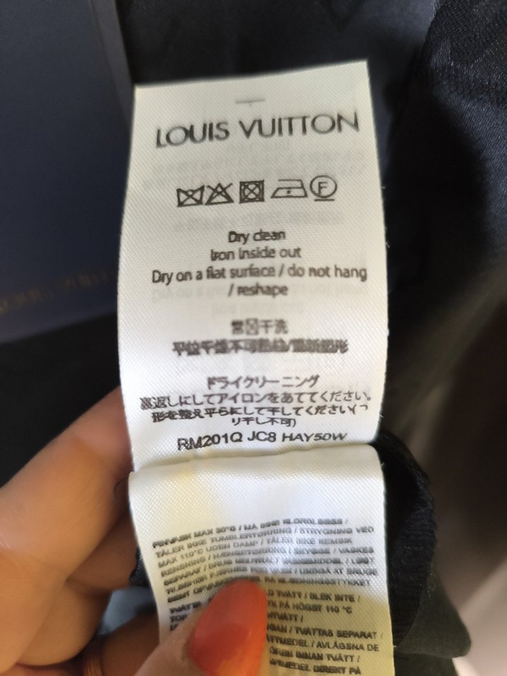 Louis Vuitton Siyah V Yaka Uzun bayan elbise - Görsel 4