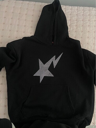 Sekizbiraltı sweatshirt