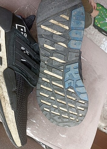 44 Beden siyah Renk ADİDAS BOOST SPOR AYAKKABI 