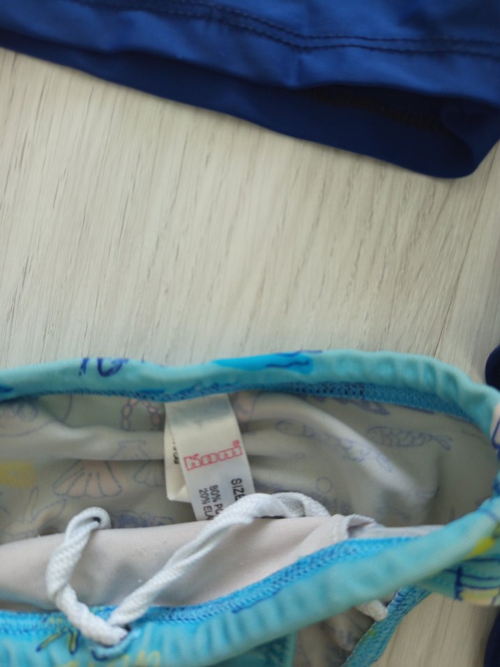 Erkek Çocuk Renkli Desenli Mayo ve Şort Seti - Görsel 3