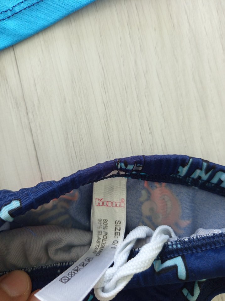 Erkek Çocuk Renkli Desenli Mayo ve Şort Seti - Görsel 4