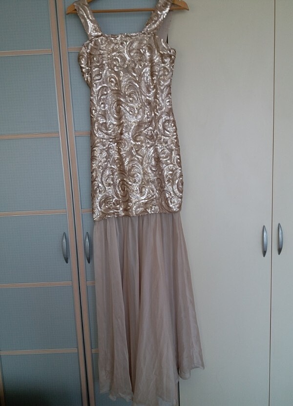 Pul payetli gece elbisesi - Görsel 3