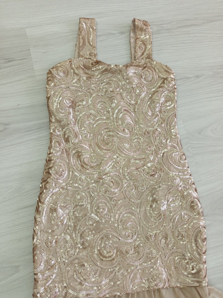 Pul payetli gece elbisesi - Görsel 2