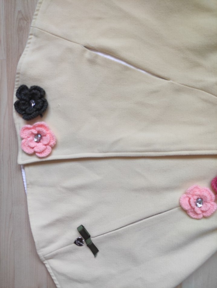 Pembe Çiçekli Çocuk Pelerin - Görsel 3